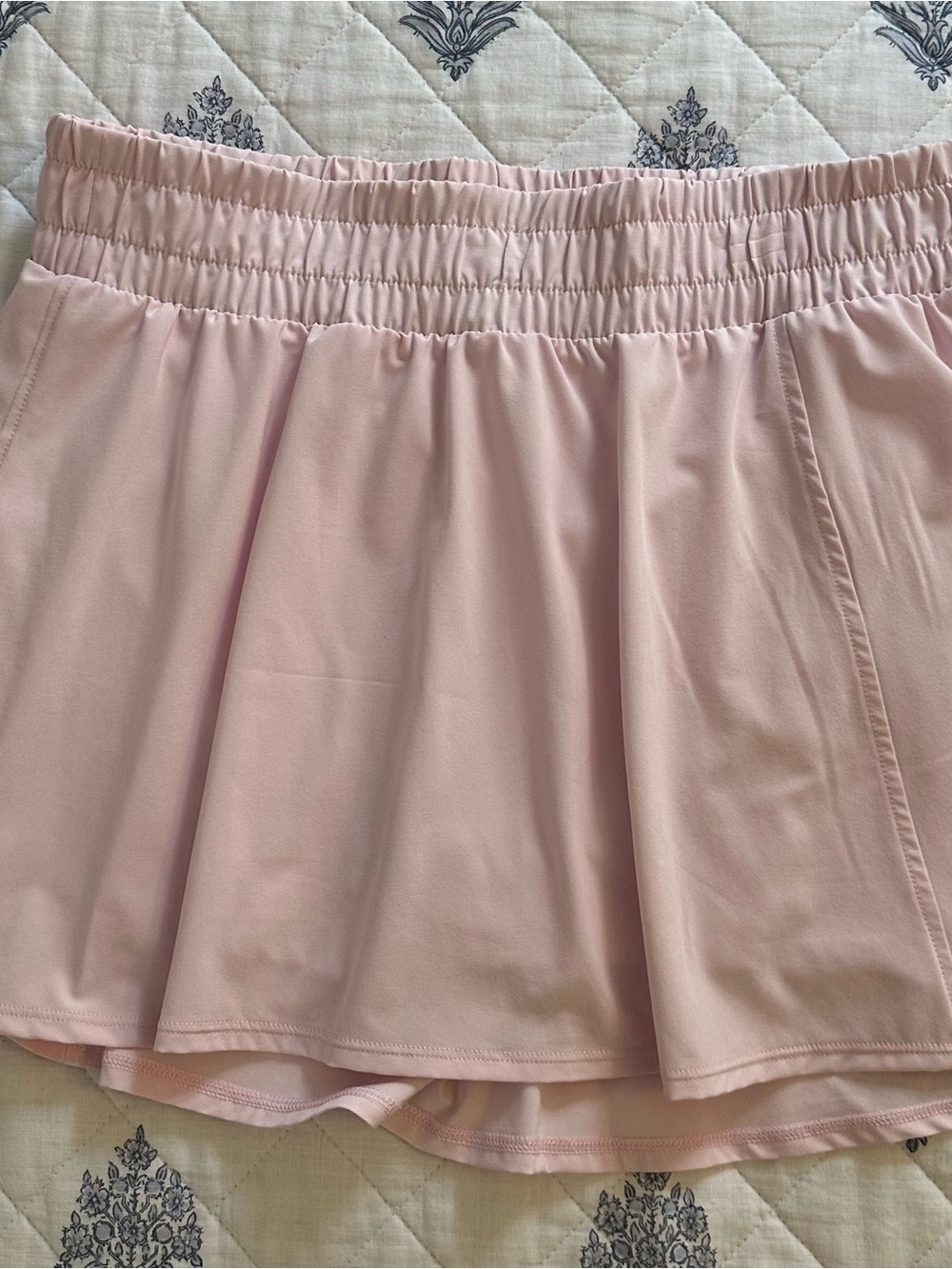 Women’s Lightweight Elastic Waist Pink Skort